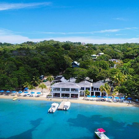 Luna Beach Luxury Boutique Beach Front Resort Jobs Bight Екстериор снимка